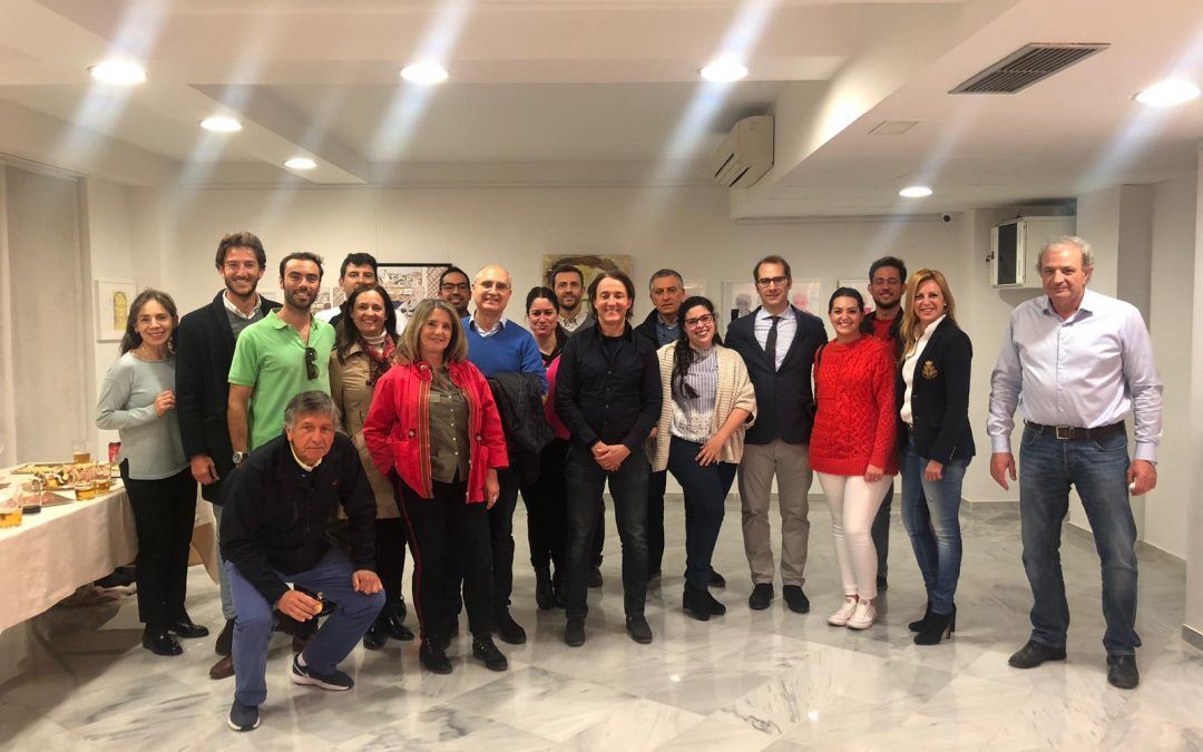 El Dr. García Vargas fue el ponente de la sesión clínica de marzo