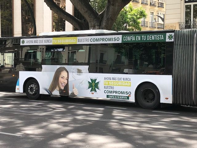 Campaña: «Tu seguridad es nuestro compromiso» en autobuses