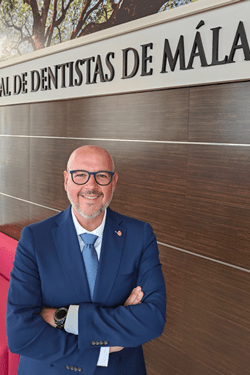 Dr. Daniel Navas Lavado
