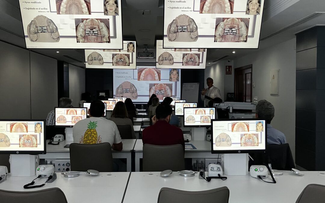 Se ha celebrado en la sede de COEMA el curso: “Ortodoncia Interceptiva: Protocolos Simples de Aplicación Clínica. Una Puesta al Día”