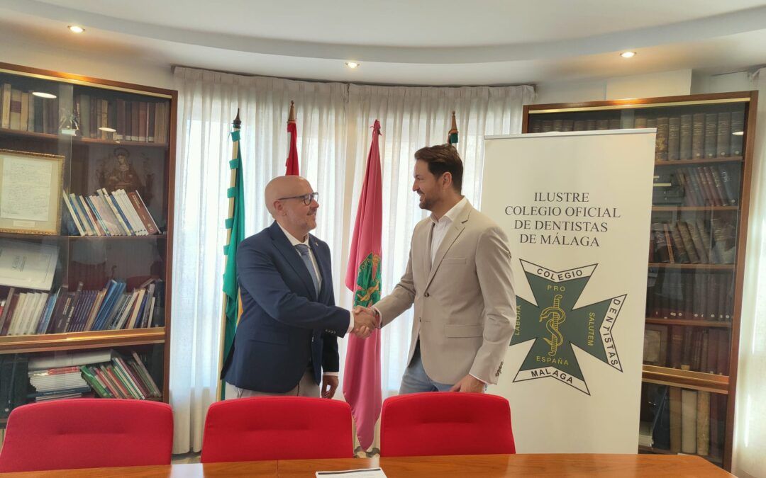 El Dr. Daniel Navas, presidente del Colegio Oficial de Dentistas de Málaga ha firmado un acuerdo con iPrevención
